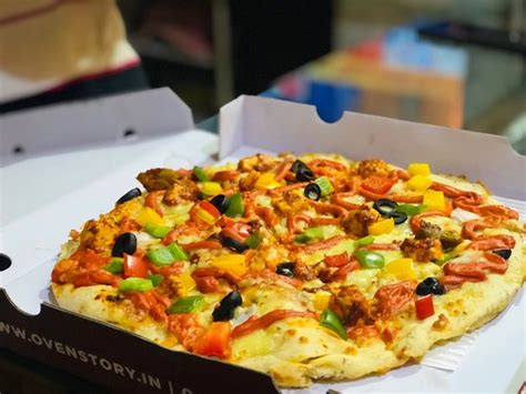 Domino's Pizza Restaurants in Mumbai.